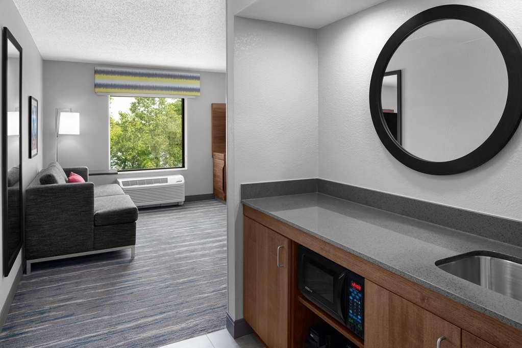 Hampton Inn & Suites Grand Rapids-Airport 28Th St Cascade Zimmer foto